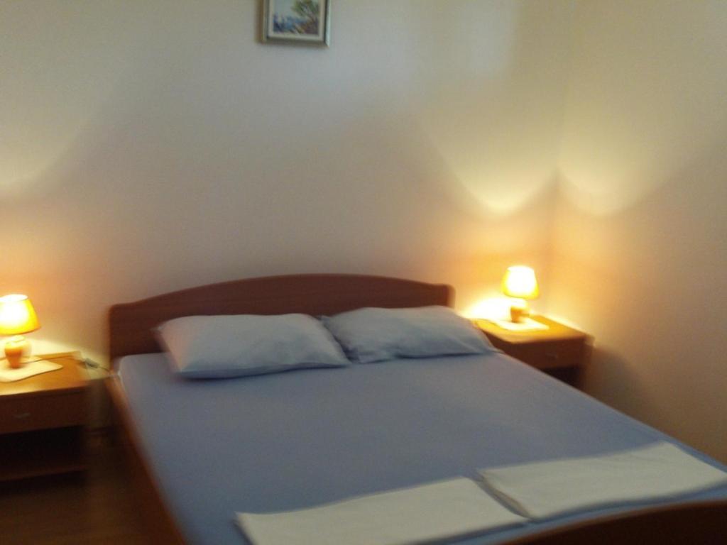 Apartment In Kustici With Balcony, Wifi, Washing Machine Dış mekan fotoğraf