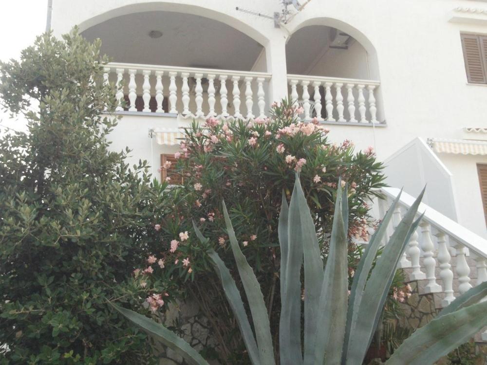 Apartment In Kustici With Balcony, Wifi, Washing Machine Dış mekan fotoğraf